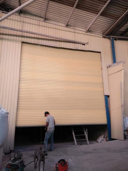 CỬA CUỐN ĐỨC