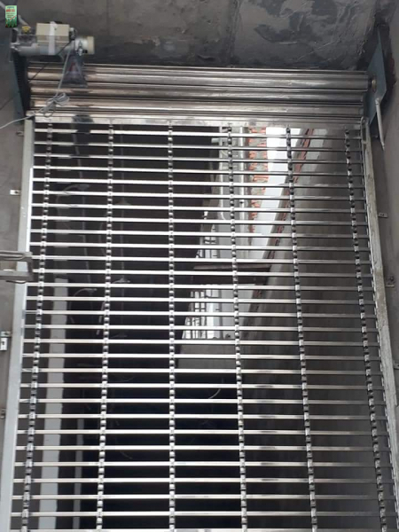 Cửa cuốn inox song ngang