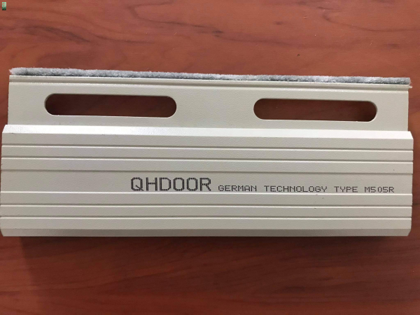 QHDOOR M505R