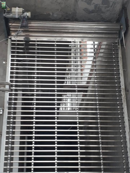 cửa cuốn inox