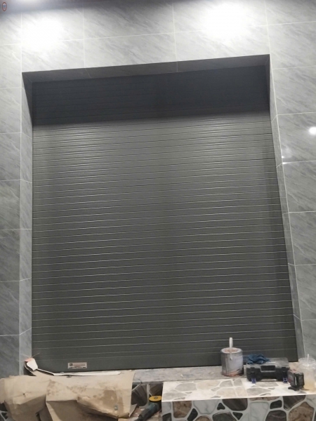 Công trình cửa cuốn CN Đức - Cty THHH MTV SX TM DV QUỐC HẢI