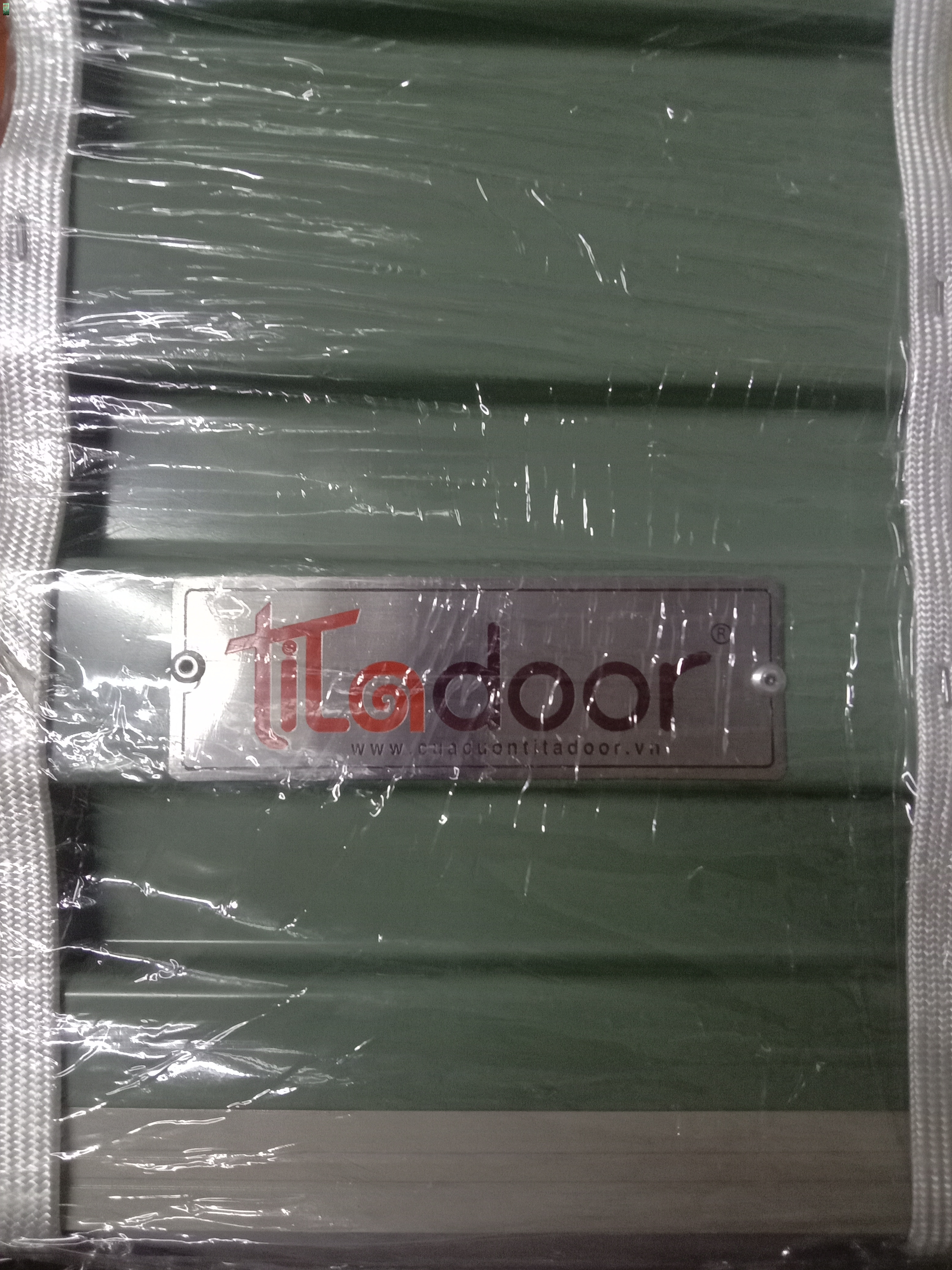 Titadoor cửa Úc